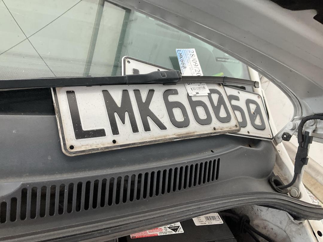 Photo '17' of Volkswagen T6 Runner SWB Photo '17' of Volkswagen T6 Runner SWB