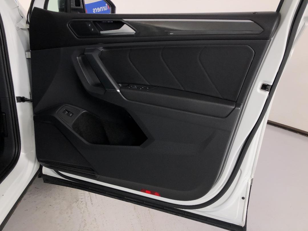 Photo '15' of Volkswagen Tiguan