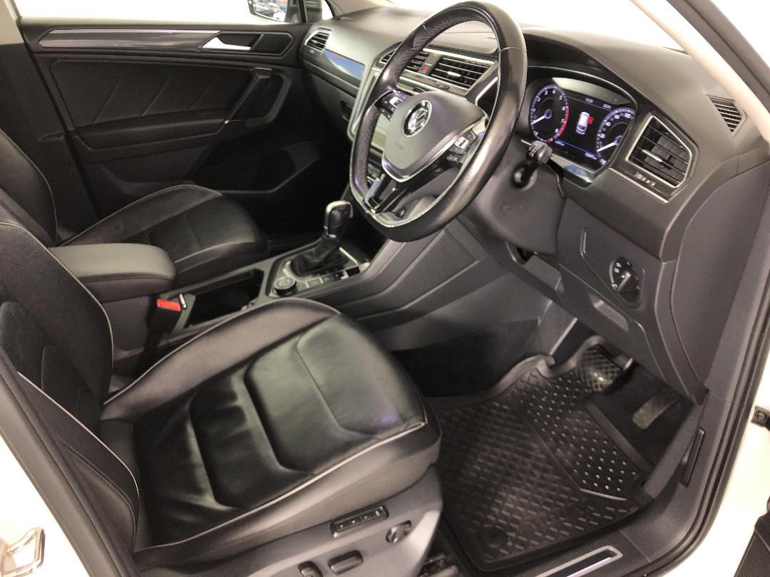 Photo '16' of Volkswagen Tiguan