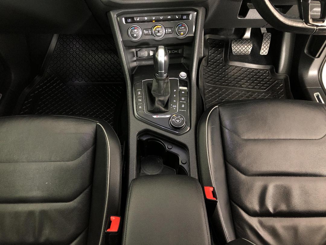 Photo '18' of Volkswagen Tiguan