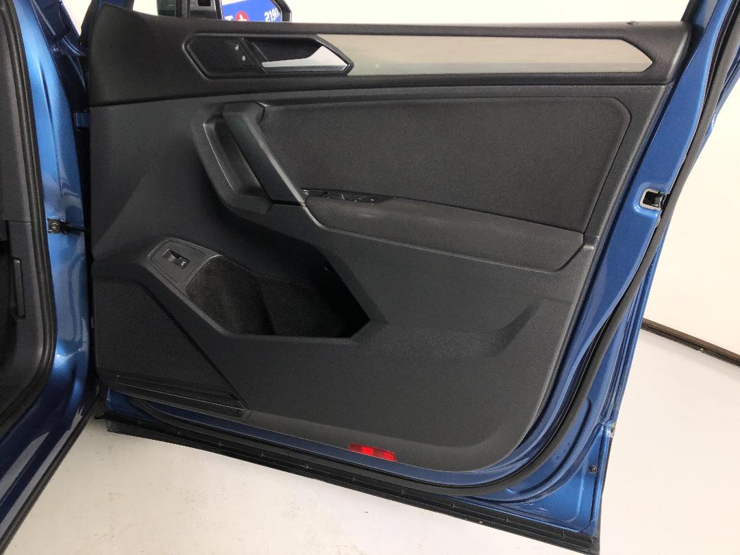 Photo '15' of Volkswagen Tiguan Photo '15' of Volkswagen Tiguan