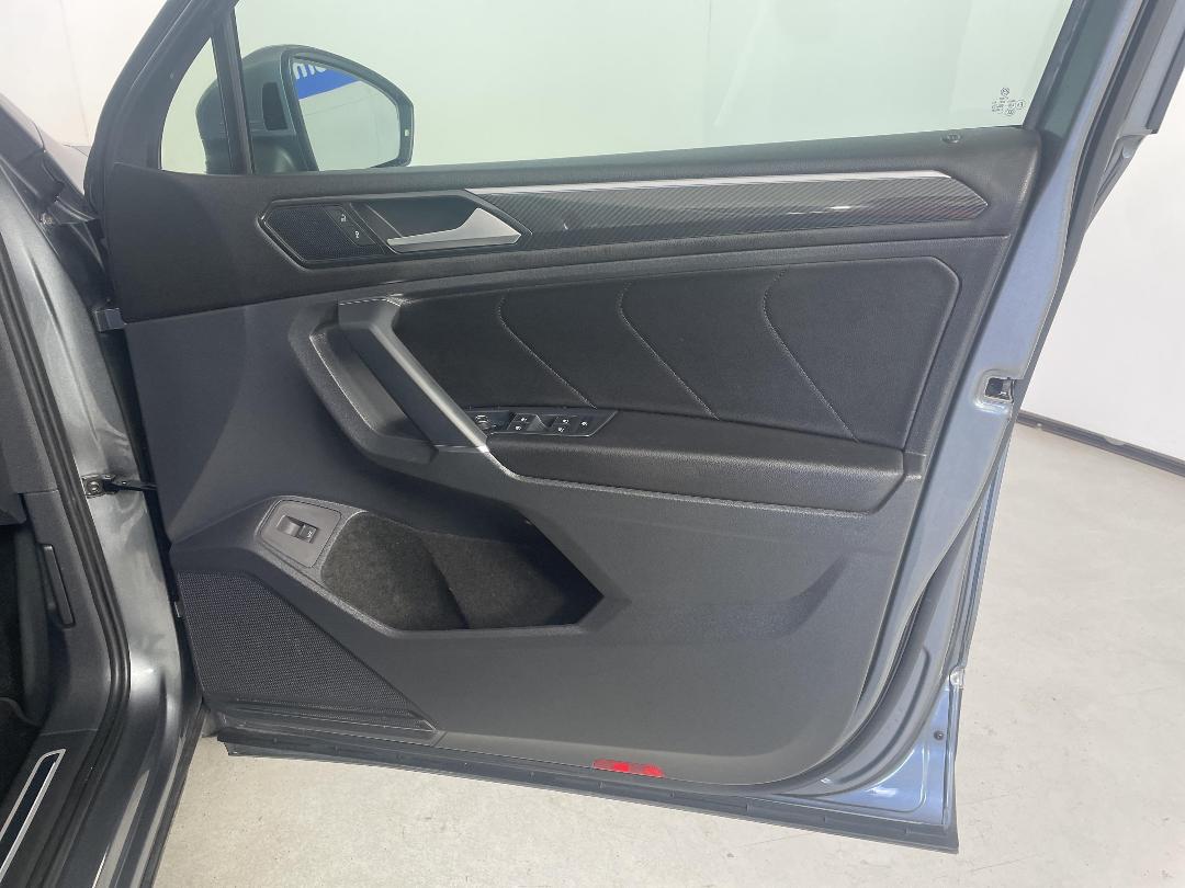 Photo '15' of Volkswagen Tiguan Photo '15' of Volkswagen Tiguan