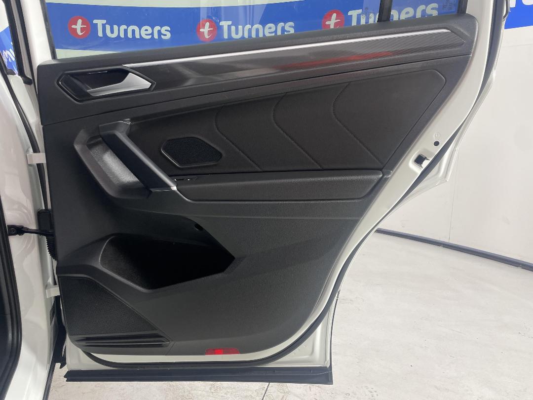 Photo '19' of Volkswagen Tiguan