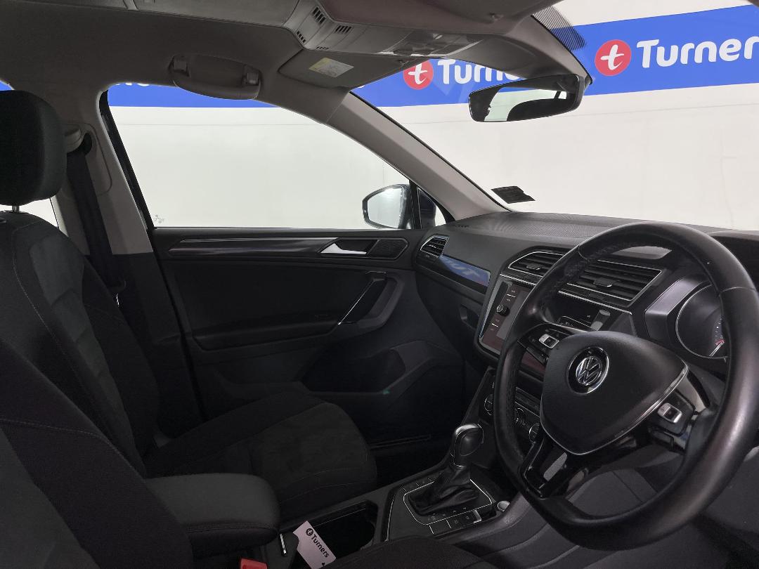 Photo '16' of Volkswagen Tiguan Photo '16' of Volkswagen Tiguan