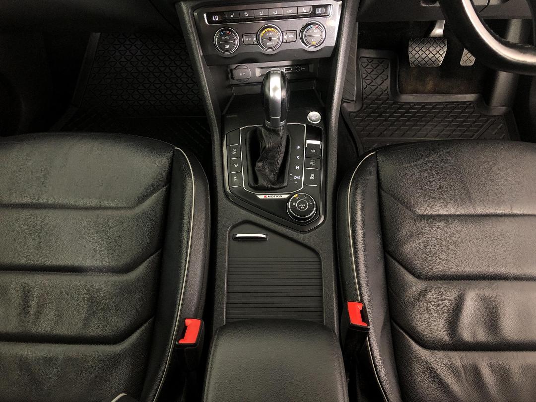 Photo '18' of Volkswagen Tiguan