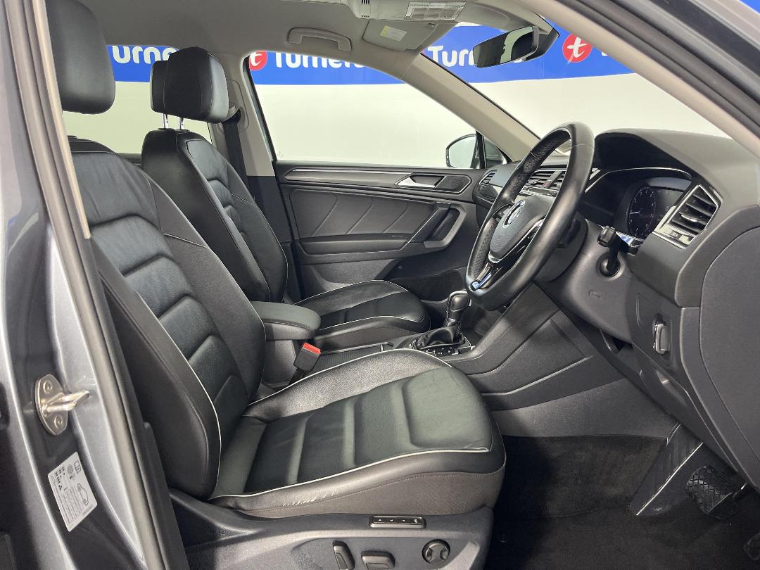 Photo '16' of Volkswagen Tiguan