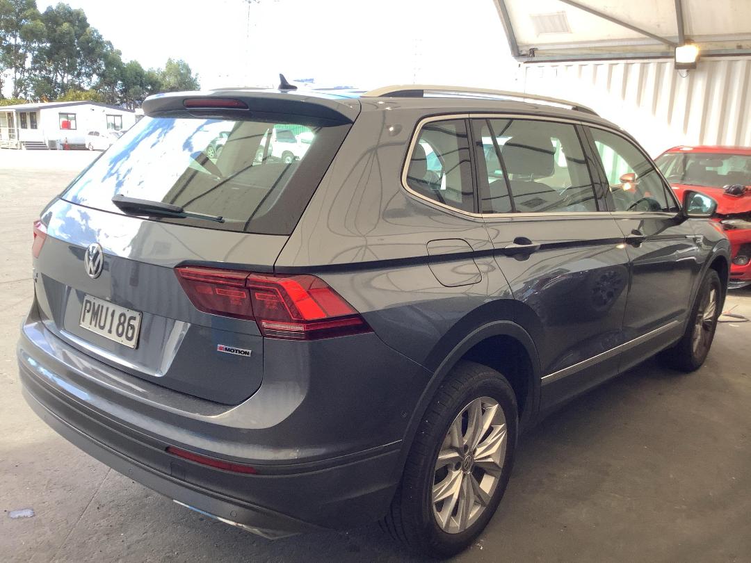 Photo '3' of Volkswagen Tiguan Allspace TSI CL 4M