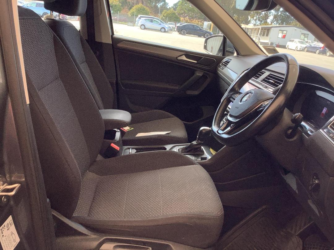 Photo '7' of Volkswagen Tiguan Allspace TSI CL 4M