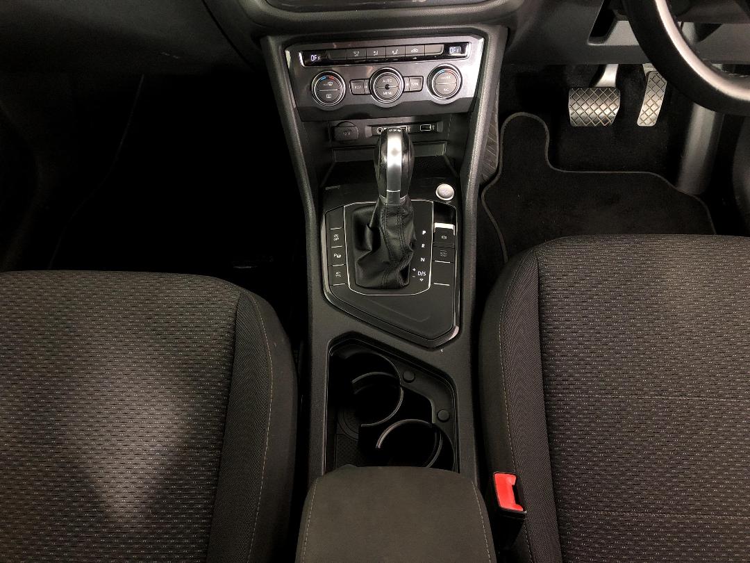 Photo '18' of Volkswagen Tiguan