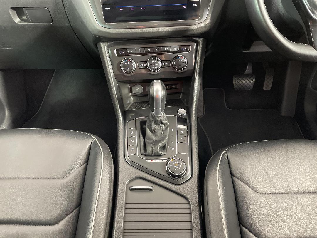 Photo '18' of Volkswagen Tiguan