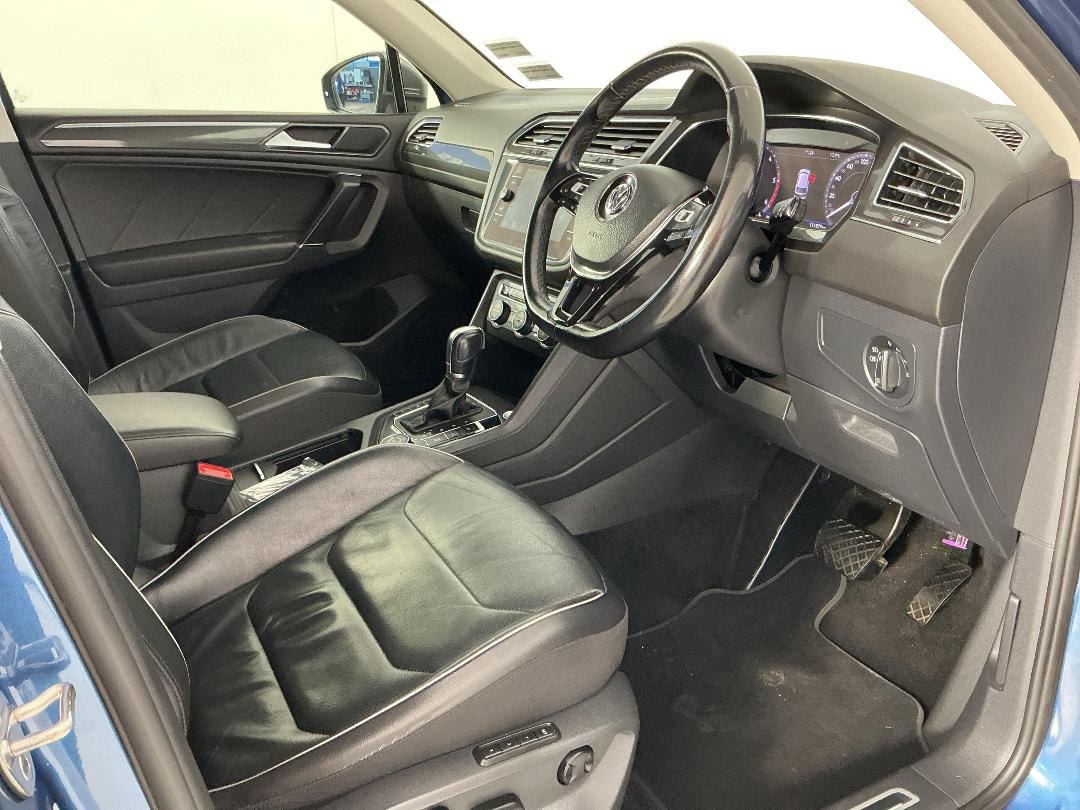 Photo '16' of Volkswagen Tiguan