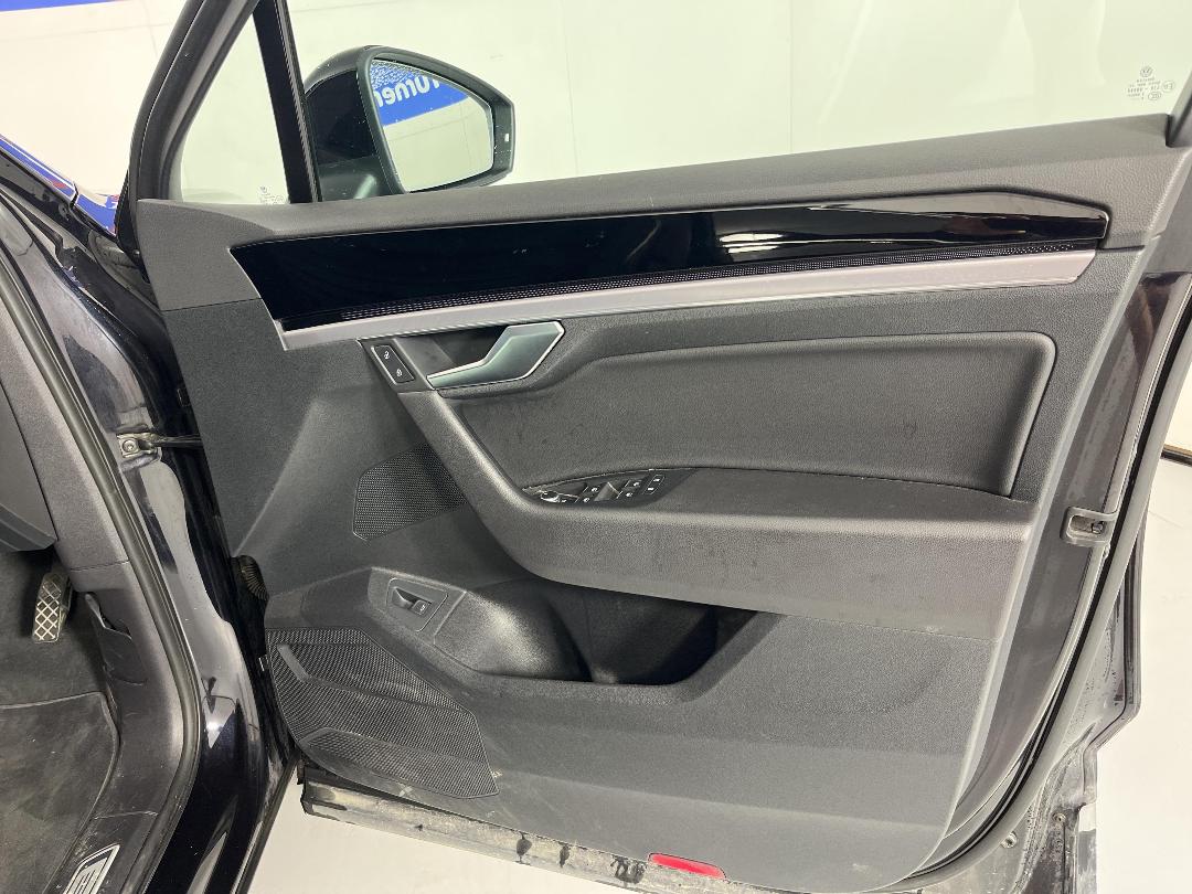 Photo '15' of Volkswagen Touareg