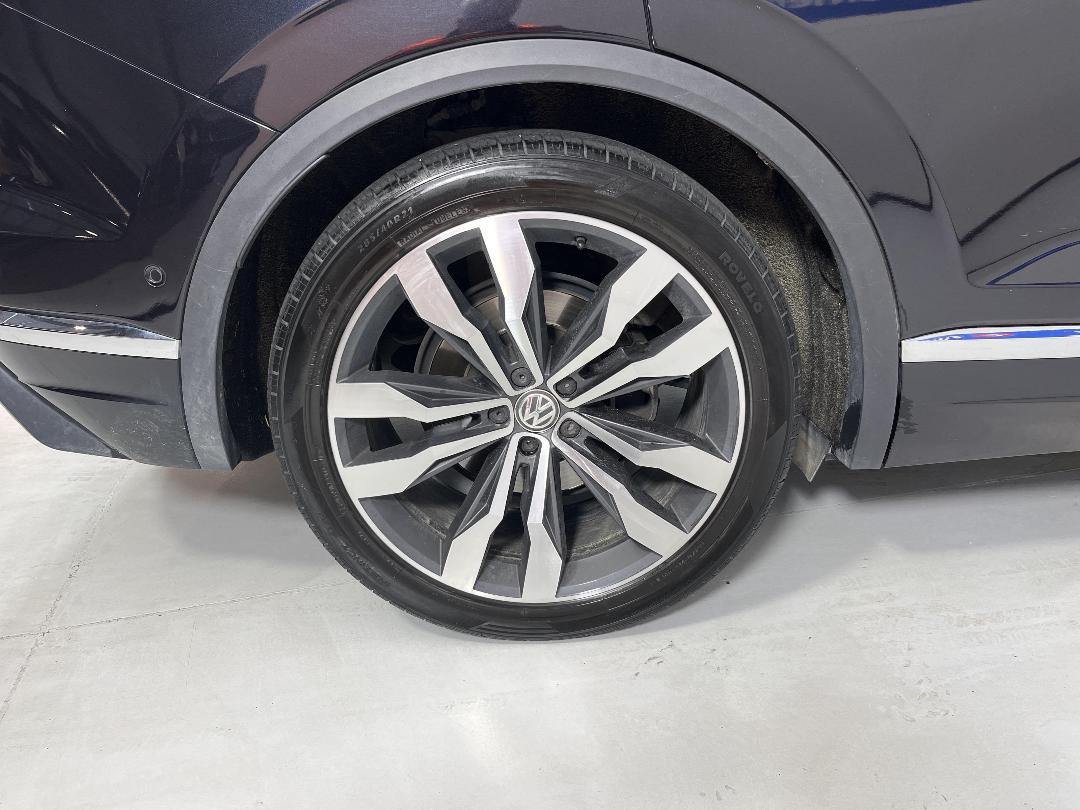 Photo '12' of Volkswagen Touareg