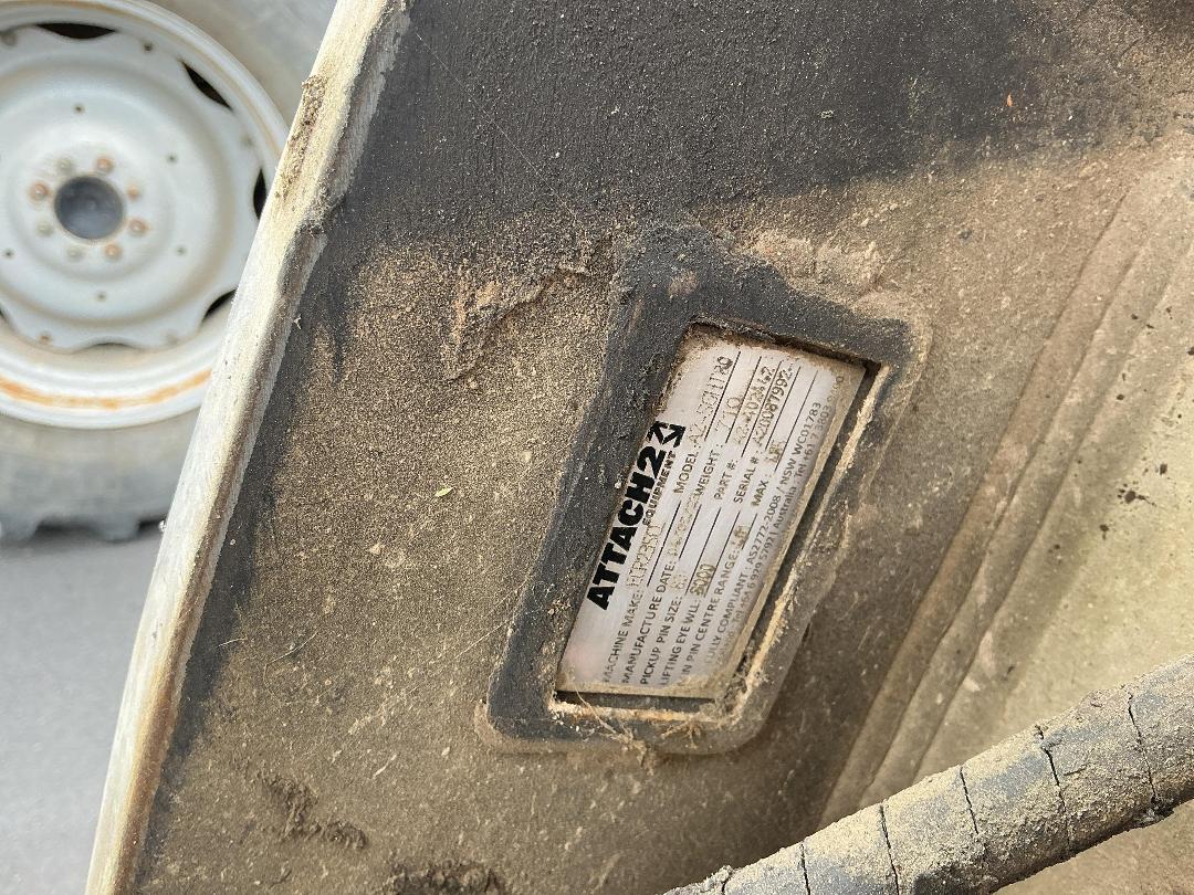 Photo '15' of Volvo ECR235CL Excavator