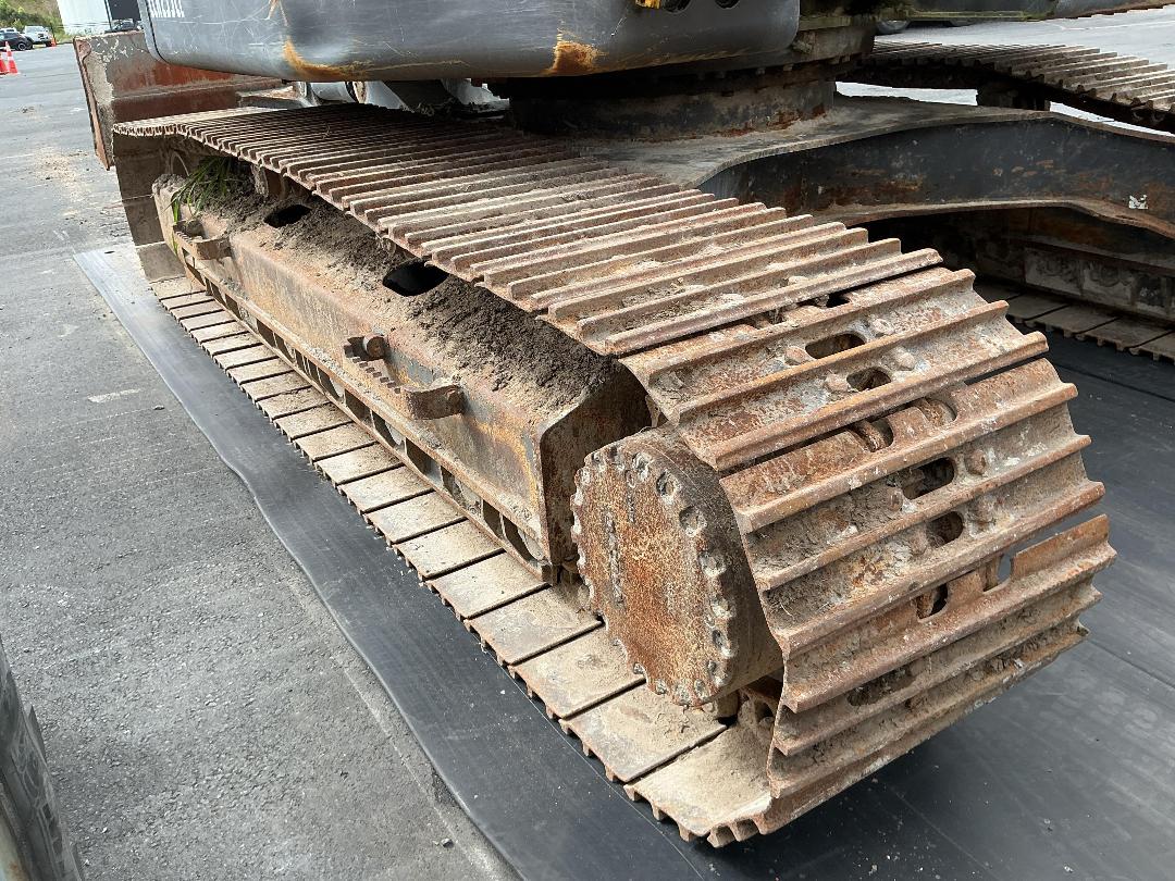 Photo '20' of Volvo ECR235CL Excavator