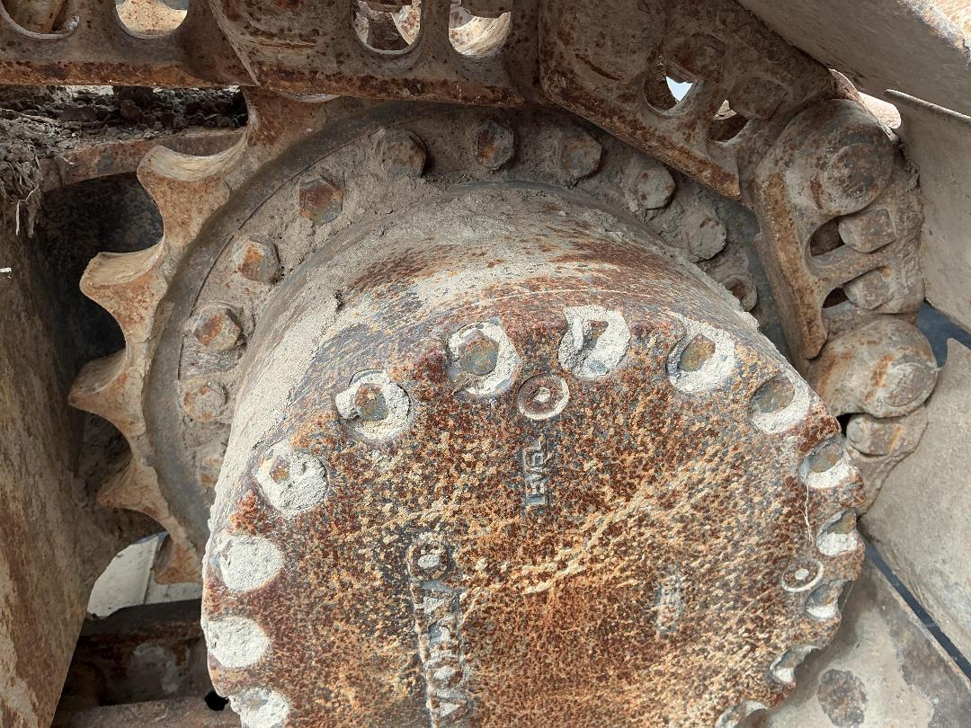 Photo '21' of Volvo ECR235CL Excavator