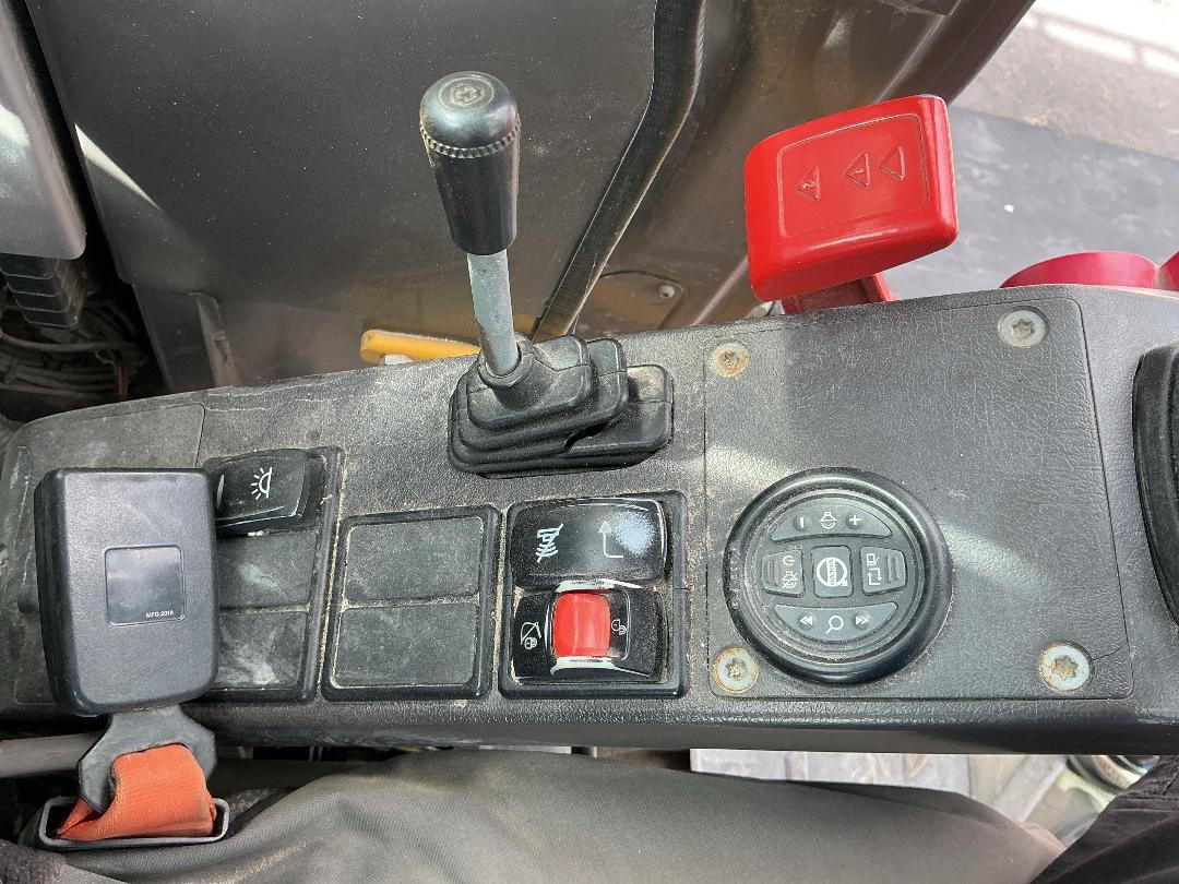 Photo '11' of Volvo ECR235CL Excavator