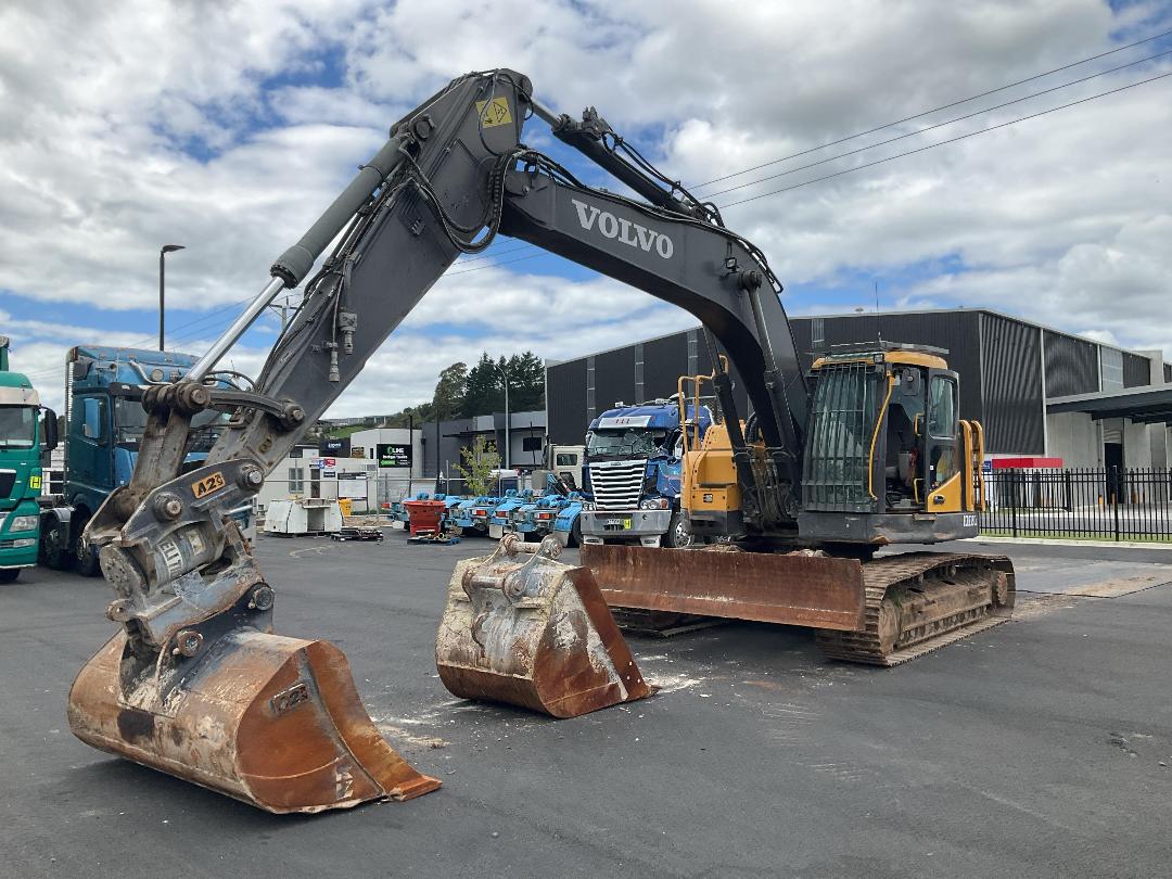 Photo '9' of Volvo ECR235CL Excavator