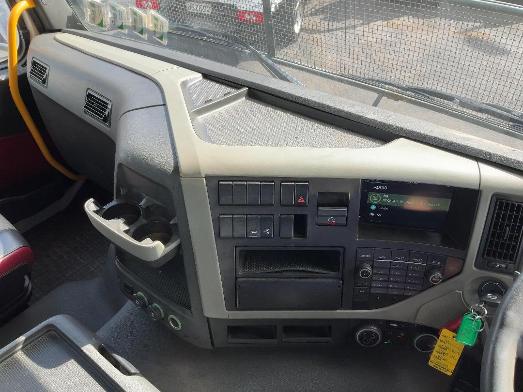 Photo '22' of Volvo FM 540 SERIES 4    8X4R Tanker