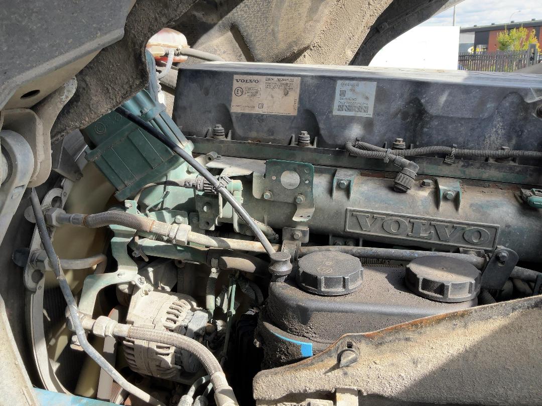 Photo '28' of Volvo FM 540 SERIES 4    8X4R Tanker