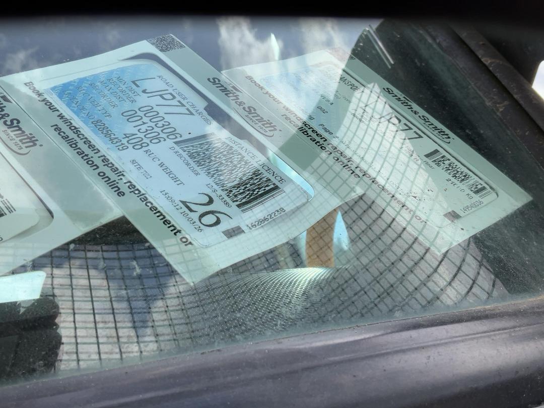 Photo '37' of Volvo FM 540 SERIES 4    8X4R Tanker