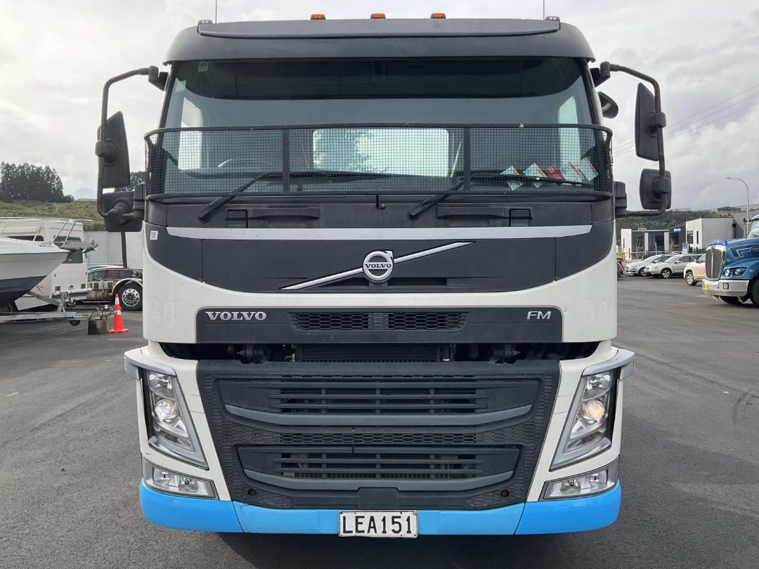 Photo '10' of Volvo FM540 Cab Chassis