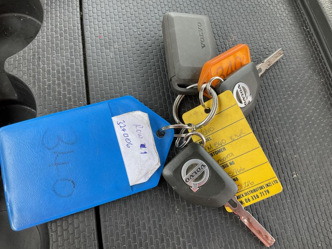 Photo '31' of Volvo FM540 Cab Chassis