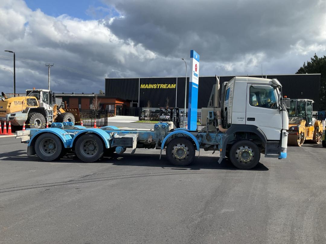 Photo '3' of Volvo FM540 Tanker