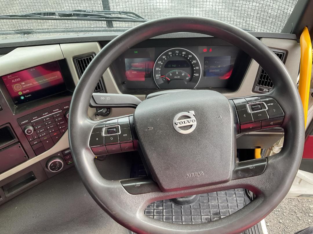 Photo '13' of Volvo FM540 Cab Chassis