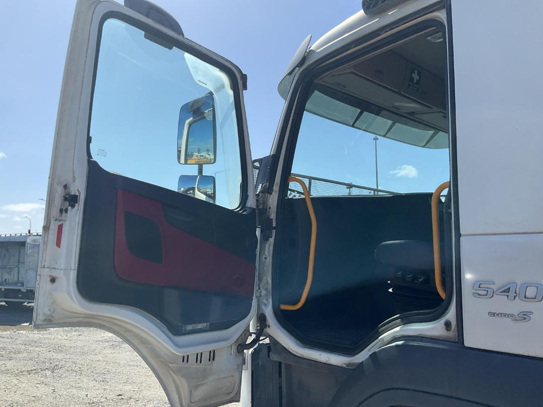 Photo '20' of Volvo FM540 Cab Chassis