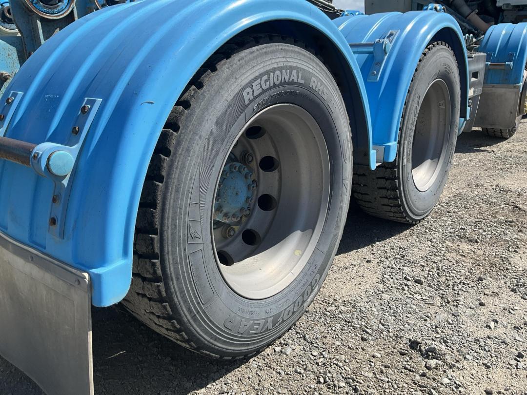 Photo '32' of Volvo FM540 Tanker