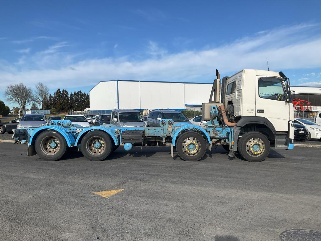 Photo '3' of Volvo FM540 Cab Chassis