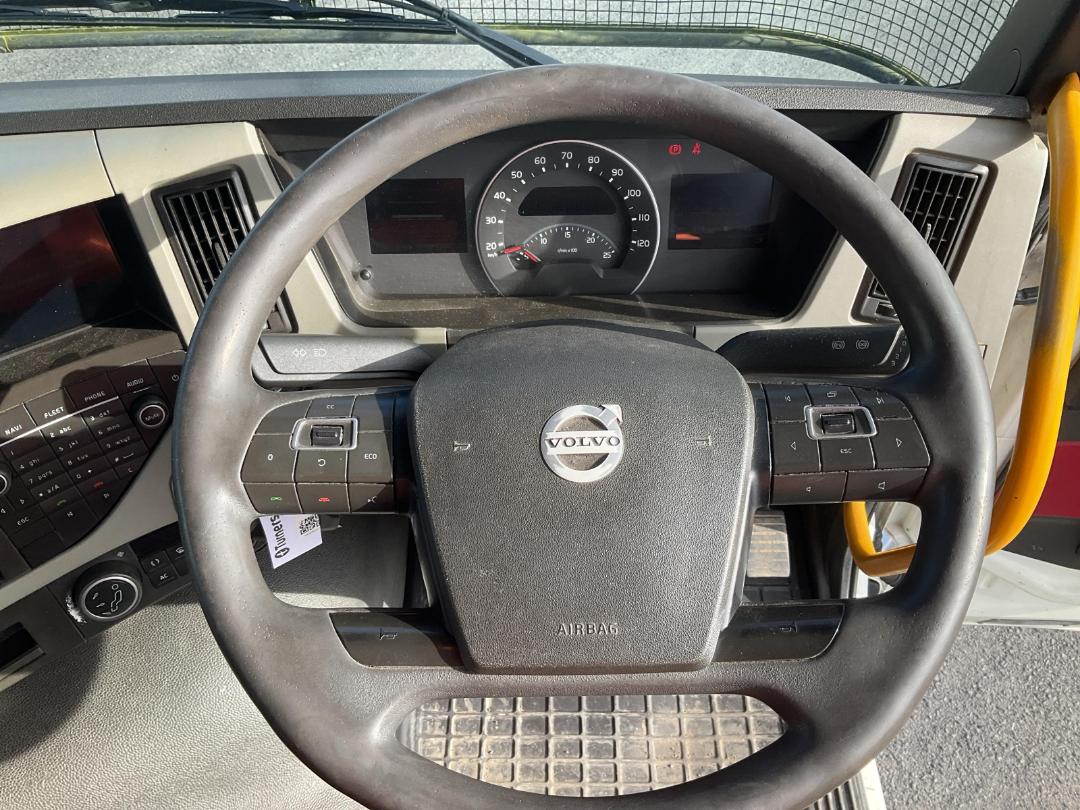 Photo '13' of Volvo FM540 Cab Chassis