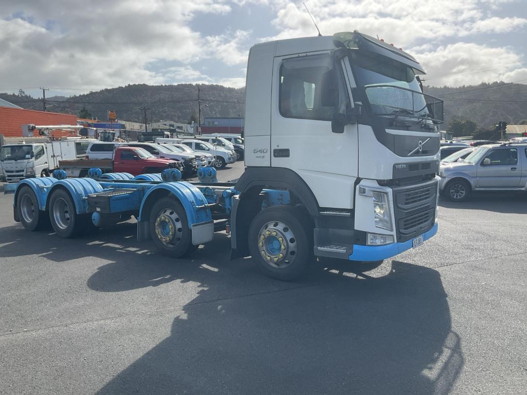 Photo '3' of Volvo FM540 Cab Chassis