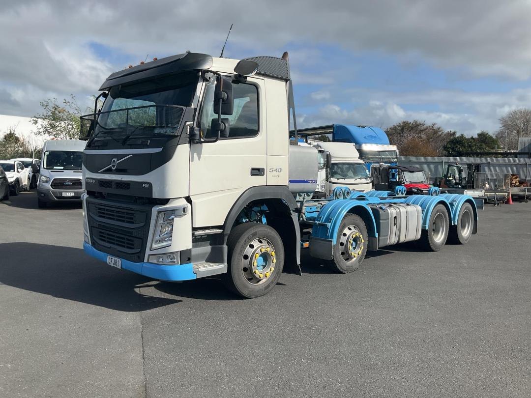 Photo '10' of Volvo FM540 Cab Chassis