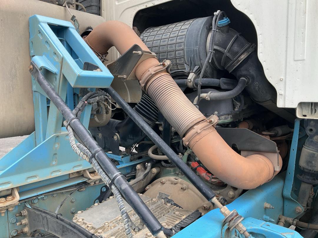 Photo '38' of Volvo FM540 Tanker