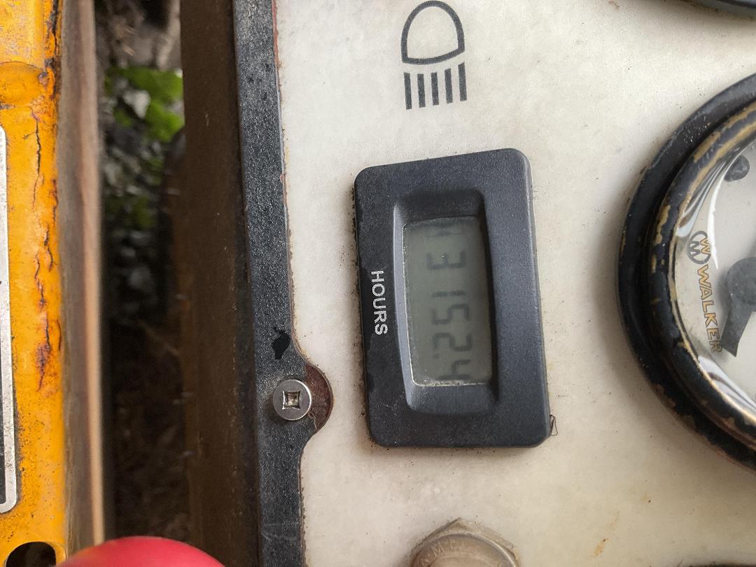 Photo '16' of WALKER MD210-11 Mower