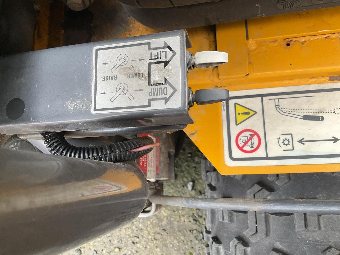 Photo '21' of WALKER MD210-11 Mower