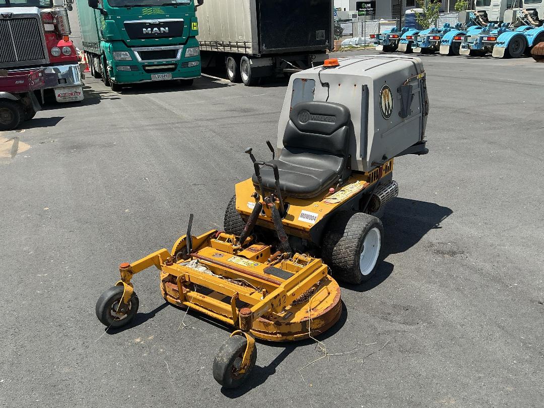 Photo '9' of Walker MFG Co. MS14-15 Mower