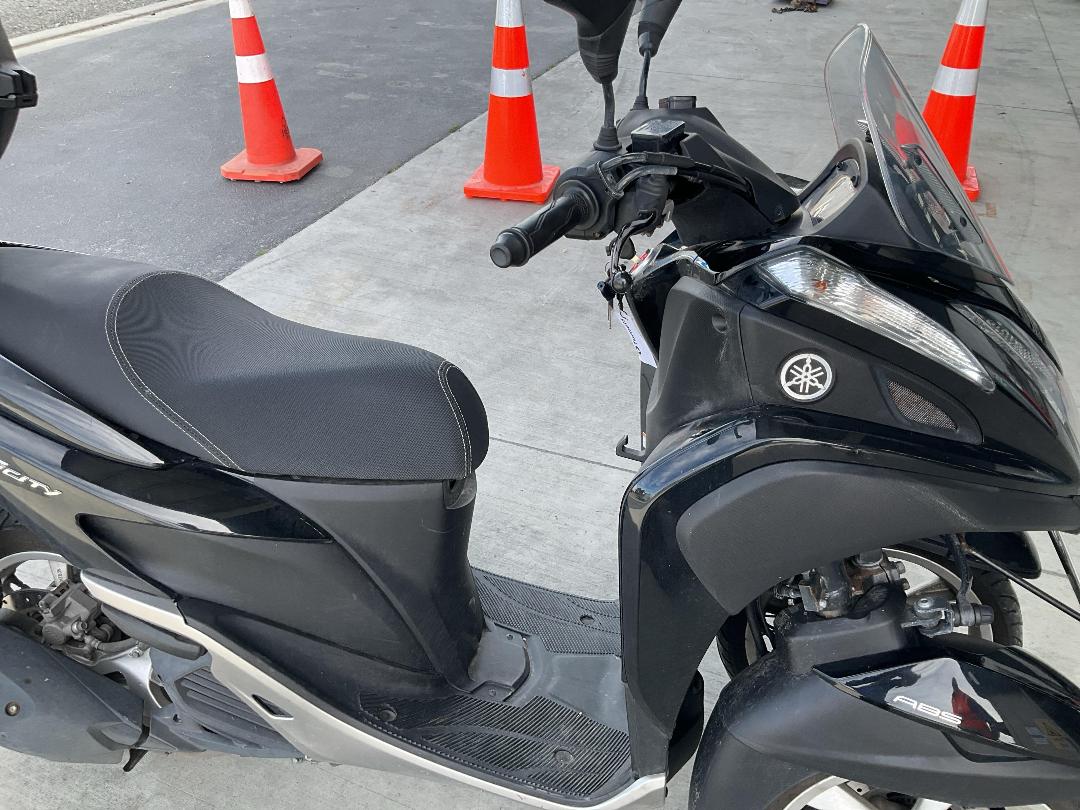 Photo '2' of Yamaha MW 125AF