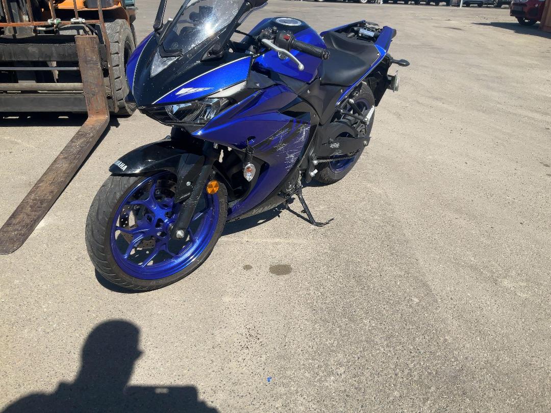 Photo '3' of Yamaha R3