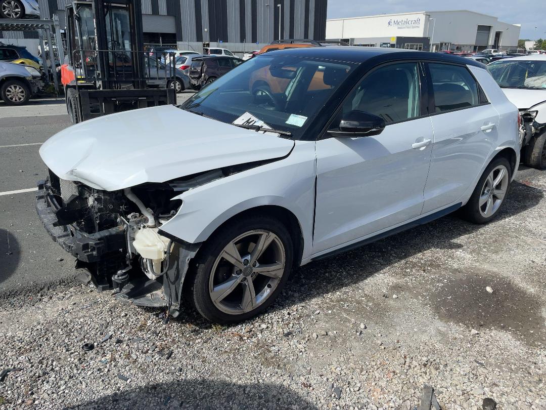 Photo '3' of Audi A1 A1 30Tfsi Advanced