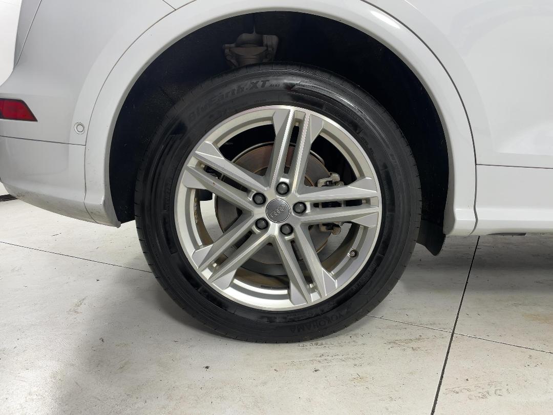 Photo '12' of Audi Q5