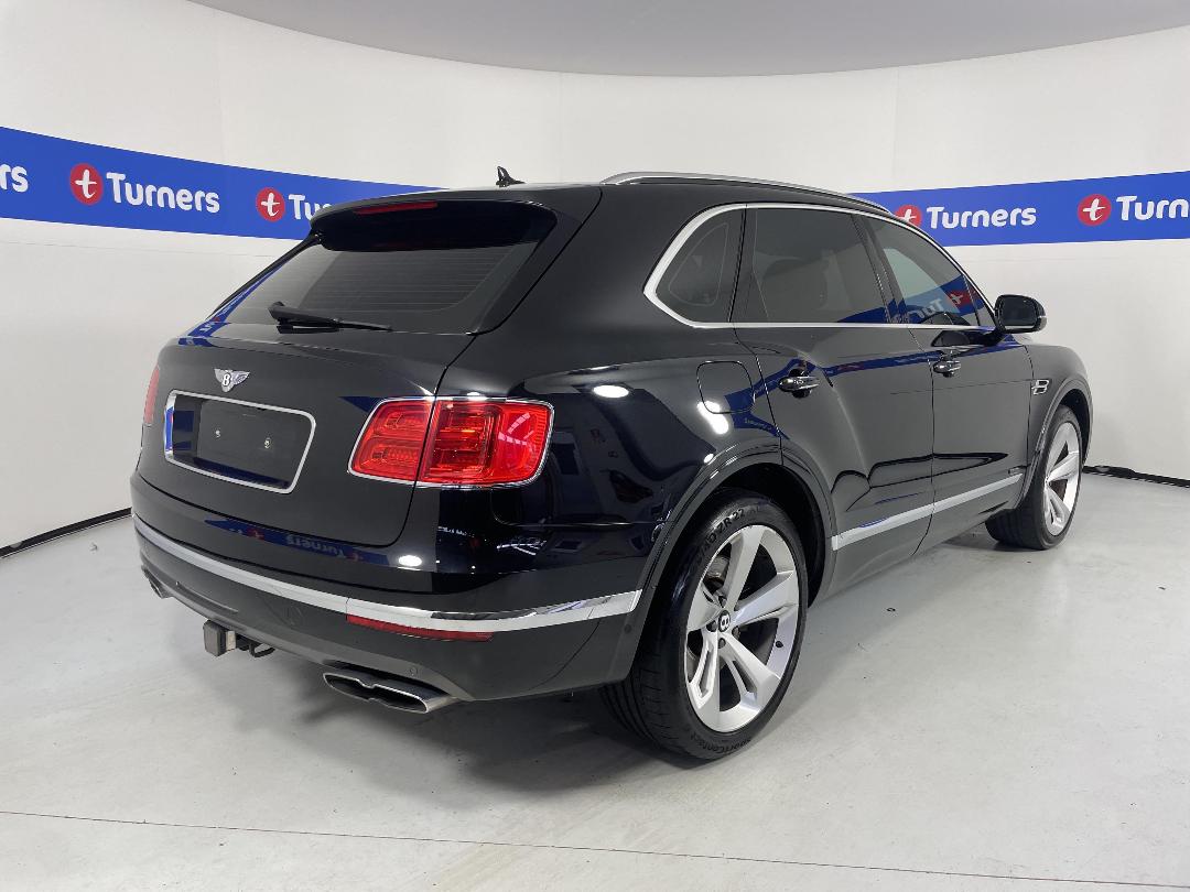 Photo '7' of Bentley Bentayga Photo '7' of Bentley Bentayga