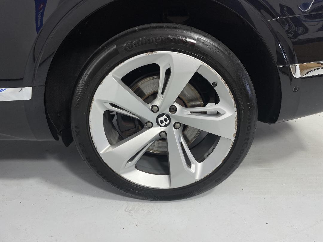 Photo '11' of Bentley Bentayga Photo '11' of Bentley Bentayga