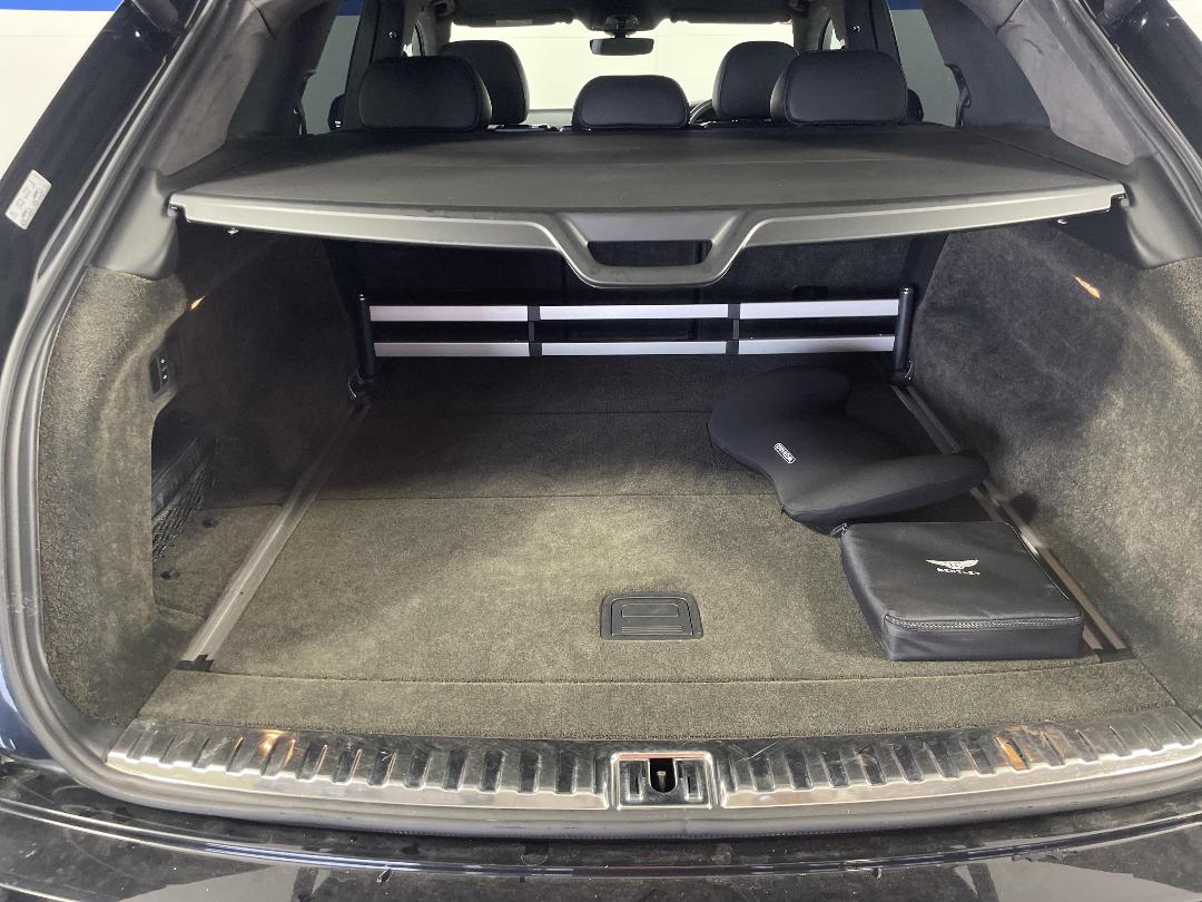 Photo '14' of Bentley Bentayga Photo '14' of Bentley Bentayga