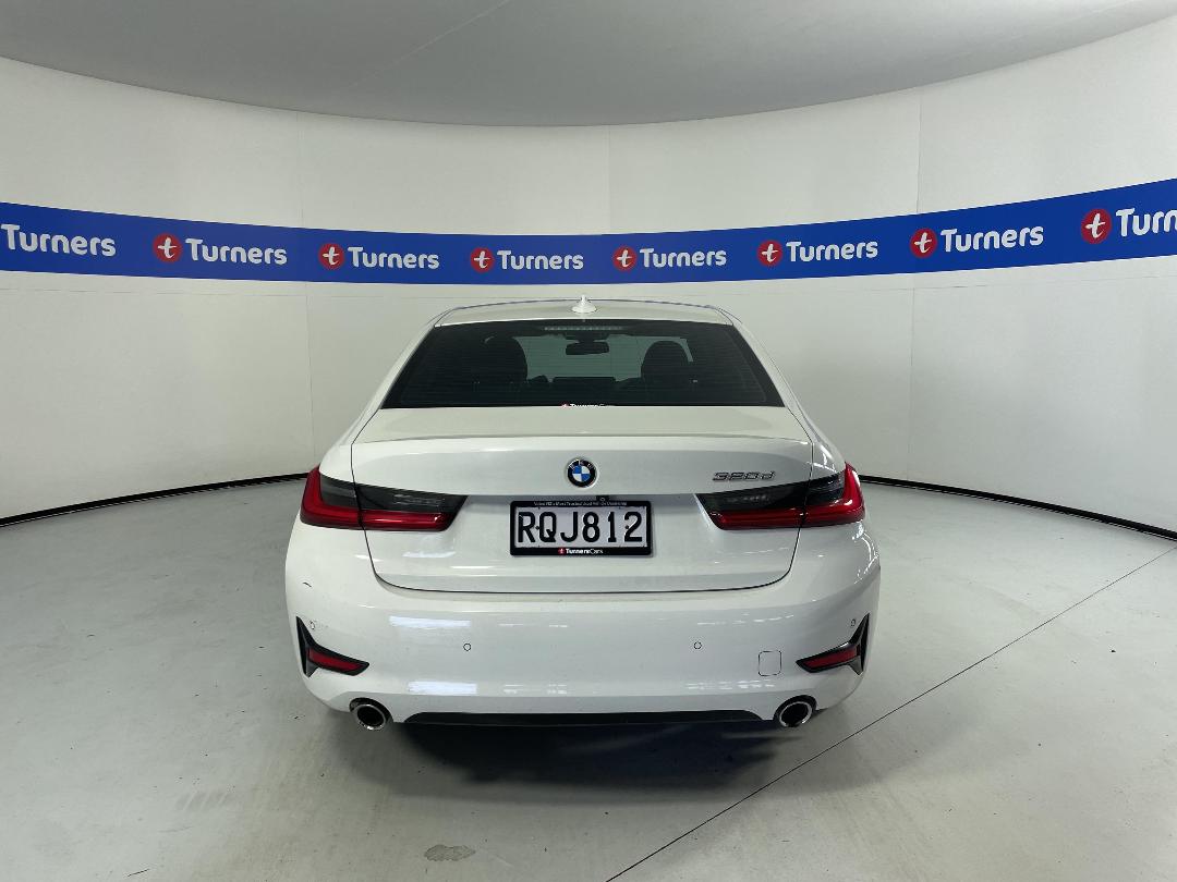 Photo '6' of BMW 3 Series