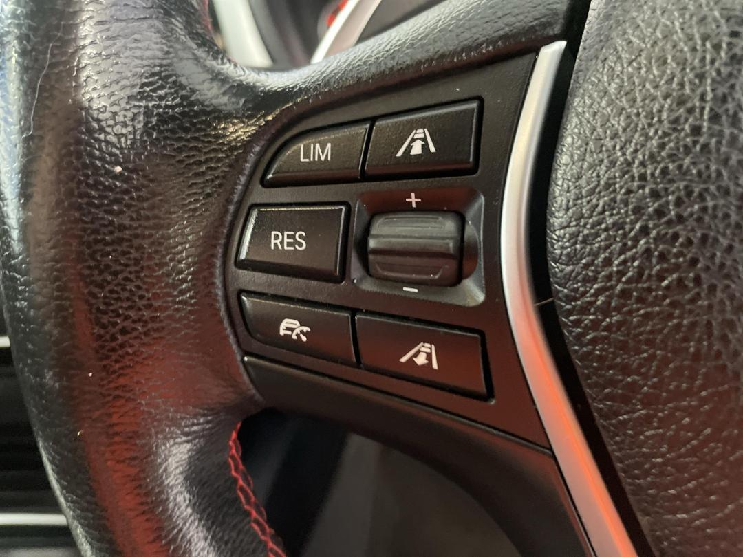 Photo '27' of BMW 3 Series Photo '27' of BMW 3 Series