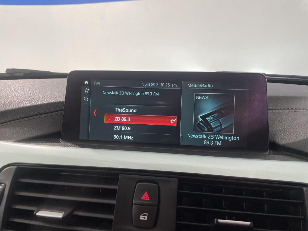 Photo '29' of BMW 3 Series Photo '29' of BMW 3 Series