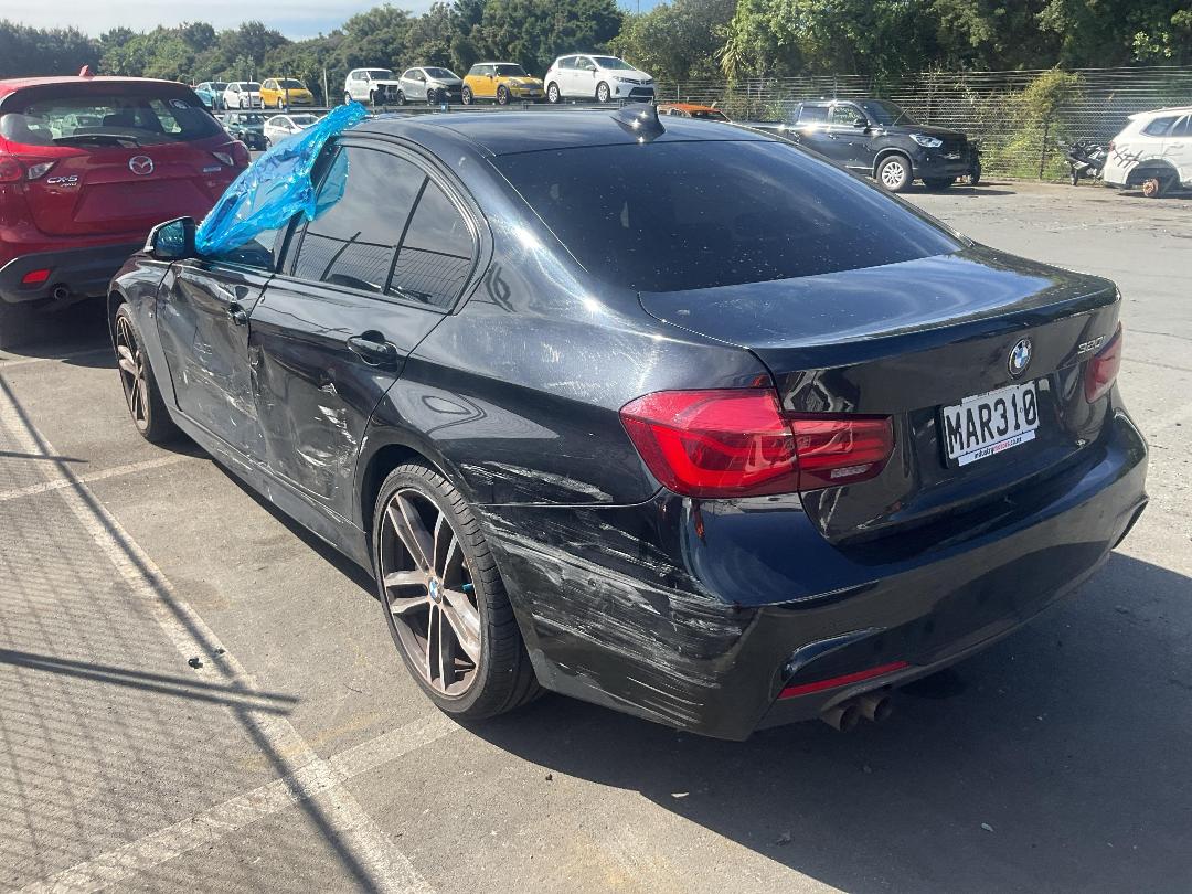 Photo '3' of BMW 3 Series 320I Photo '3' of BMW 3 Series 320I